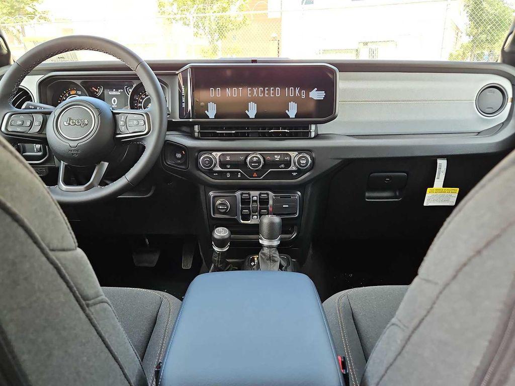 new 2025 Jeep Wrangler car, priced at $41,845