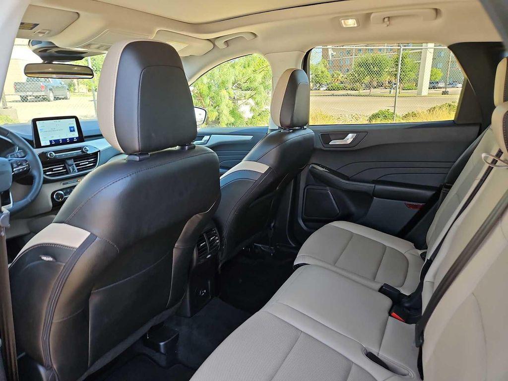 used 2022 Ford Escape car, priced at $25,600