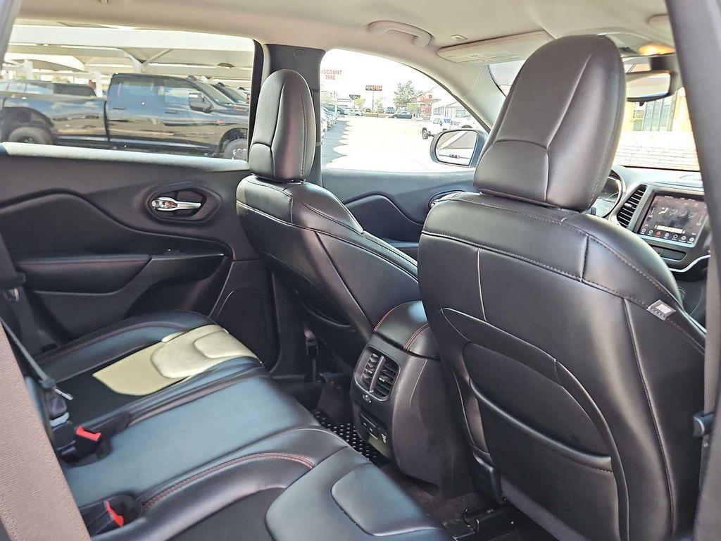 used 2019 Jeep Cherokee car, priced at $19,717