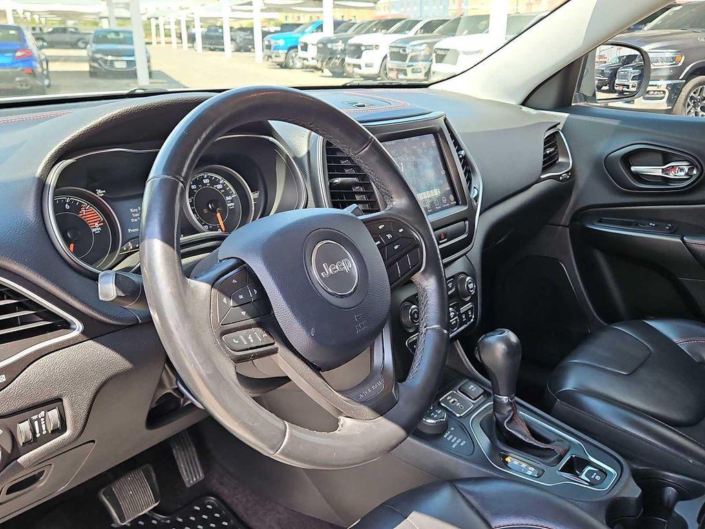 used 2019 Jeep Cherokee car, priced at $19,717