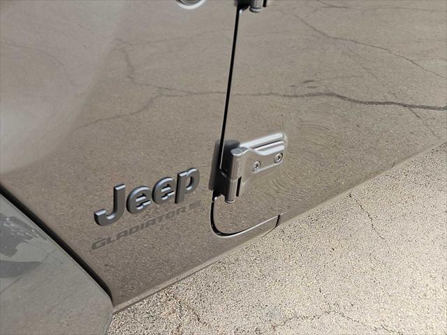new 2025 Jeep Gladiator car, priced at $48,350
