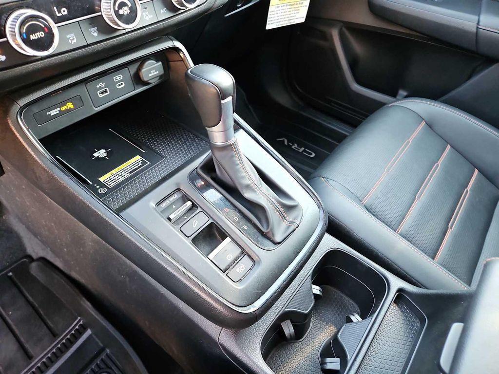 used 2024 Honda CR-V Hybrid car, priced at $33,890