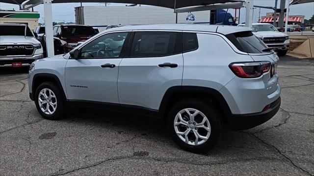 new 2024 Jeep Compass car, priced at $26,997