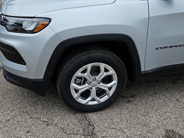 new 2024 Jeep Compass car, priced at $26,997