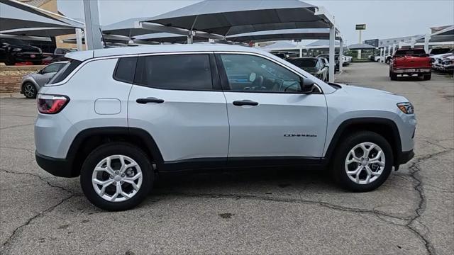 new 2024 Jeep Compass car, priced at $26,997