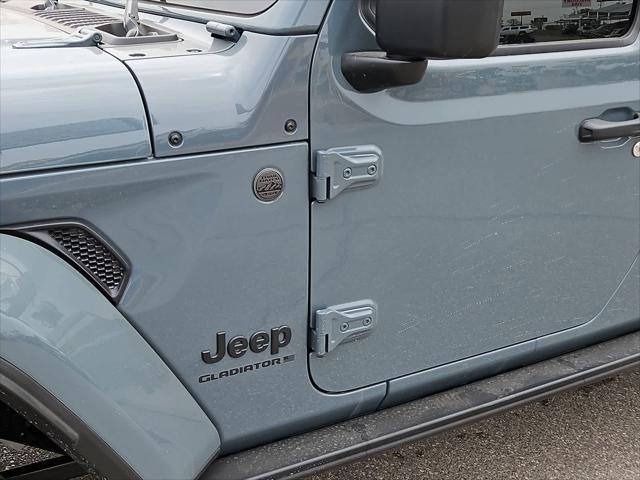 new 2024 Jeep Gladiator car, priced at $57,390