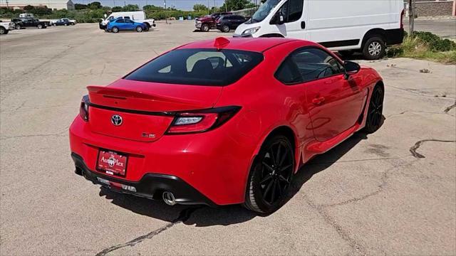 used 2022 Toyota GR86 car, priced at $33,233