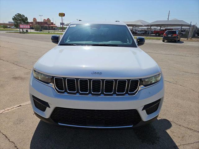 new 2025 Jeep Grand Cherokee car, priced at $39,030