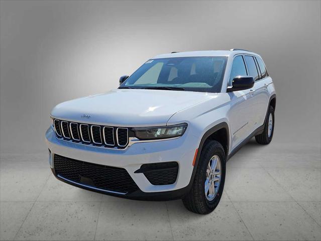 new 2025 Jeep Grand Cherokee car, priced at $39,030