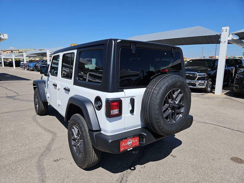 new 2025 Jeep Wrangler car, priced at $46,250