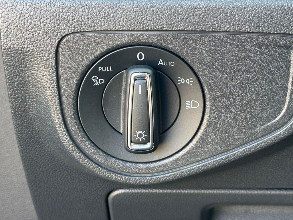 used 2021 Volkswagen Atlas car, priced at $24,999