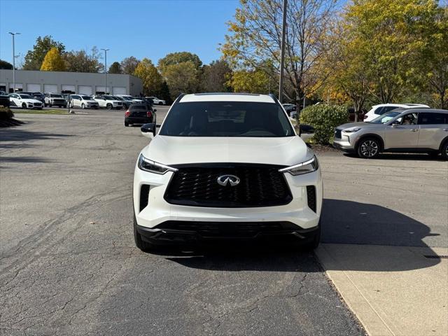 new 2025 INFINITI QX60 car, priced at $61,980