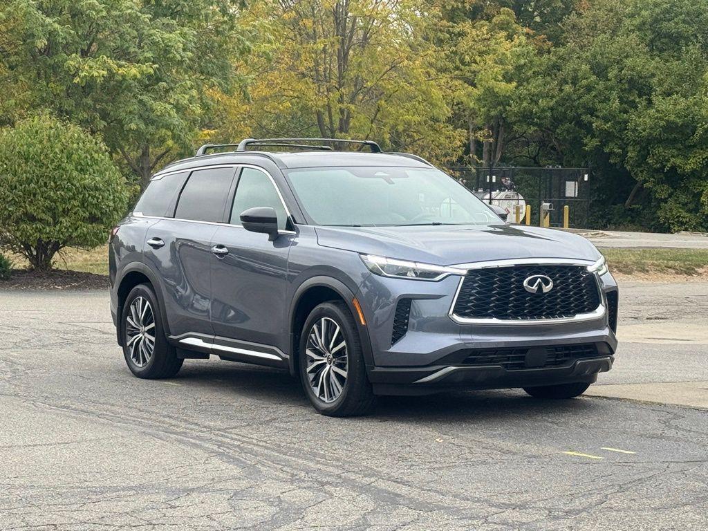 used 2025 INFINITI QX60 car, priced at $55,300