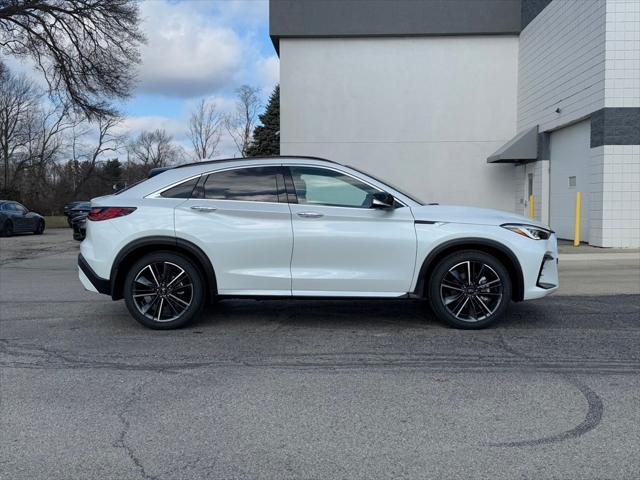 new 2025 INFINITI QX55 car, priced at $57,080