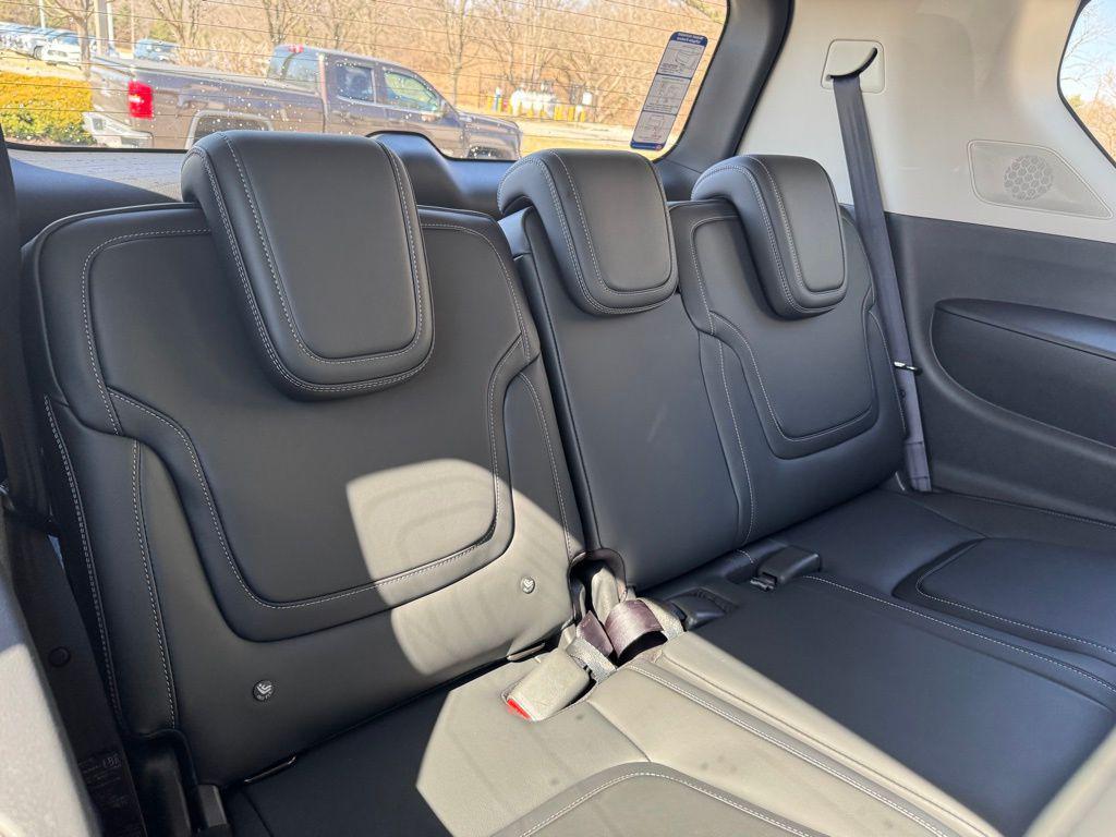 new 2025 INFINITI QX80 car, priced at $85,800