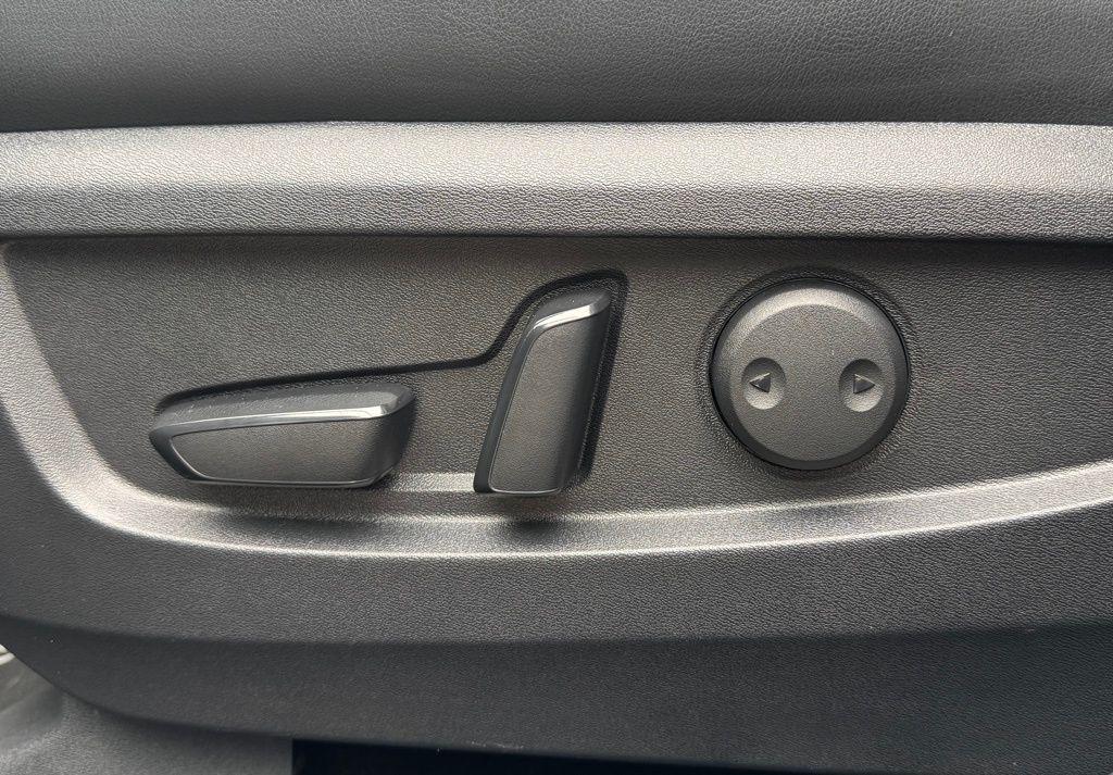 used 2025 INFINITI QX50 car, priced at $34,999