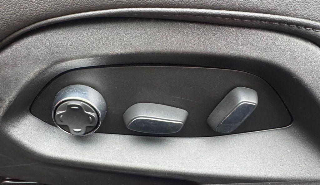 used 2023 Chevrolet Corvette car, priced at $69,800