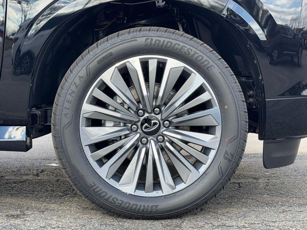 new 2025 INFINITI QX80 car, priced at $92,212