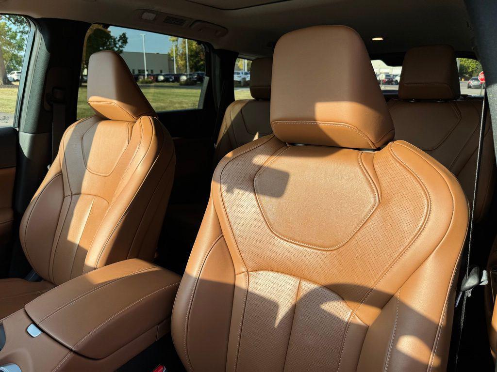 used 2025 INFINITI QX60 car, priced at $51,600