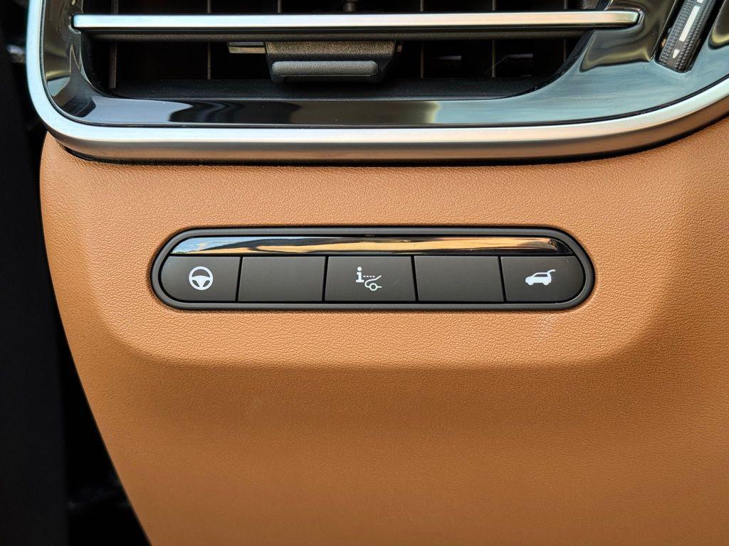 used 2025 INFINITI QX60 car, priced at $51,600