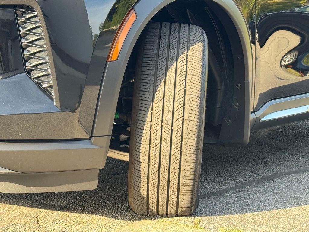 used 2025 INFINITI QX60 car, priced at $51,600