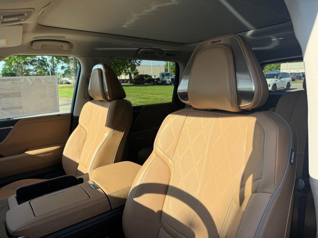 new 2025 INFINITI QX80 car, priced at $99,601
