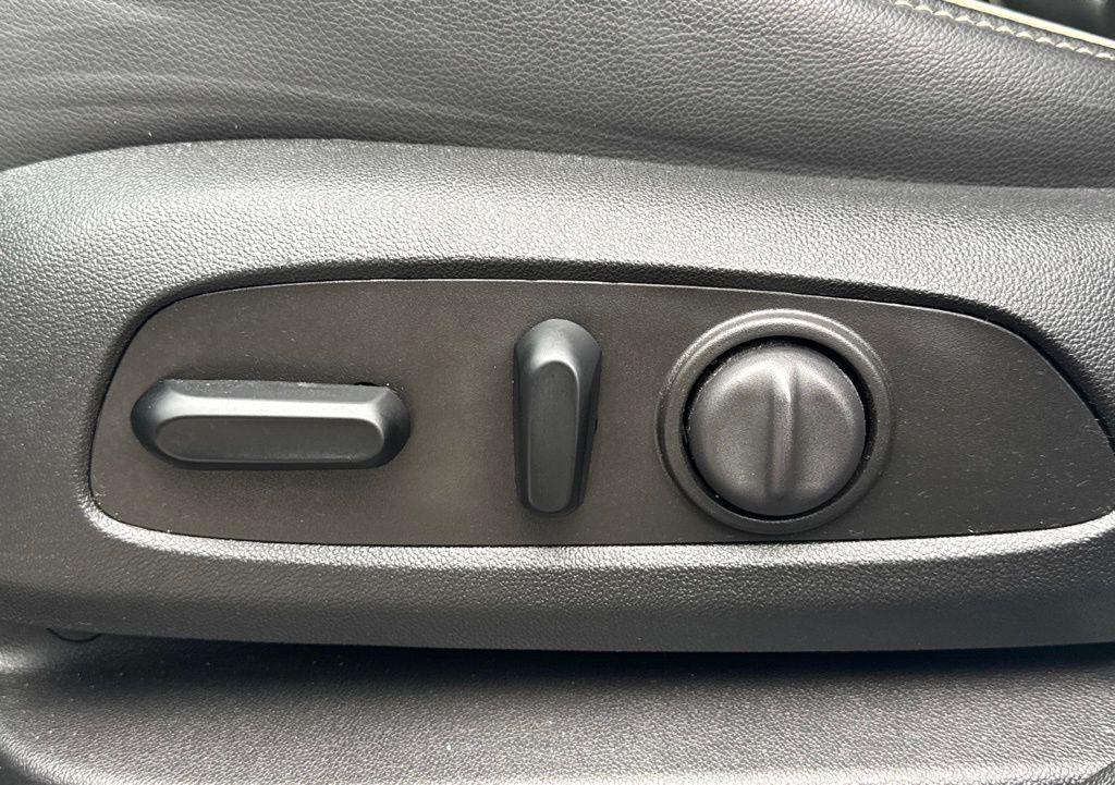 used 2023 GMC Acadia car, priced at $35,600