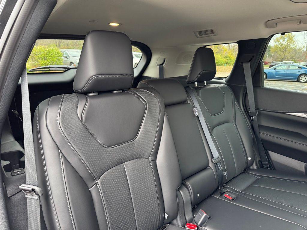 new 2025 INFINITI QX60 car, priced at $52,200