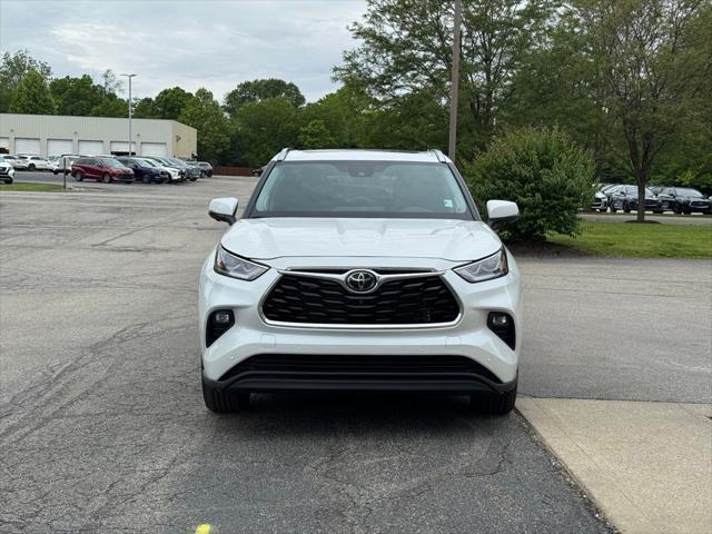used 2024 Toyota Highlander car, priced at $47,600