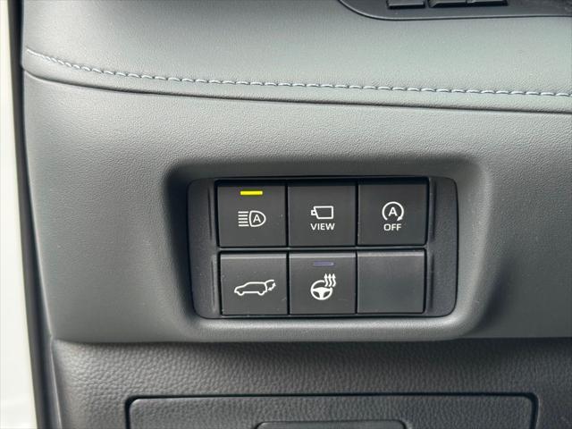 used 2024 Toyota Highlander car, priced at $47,600