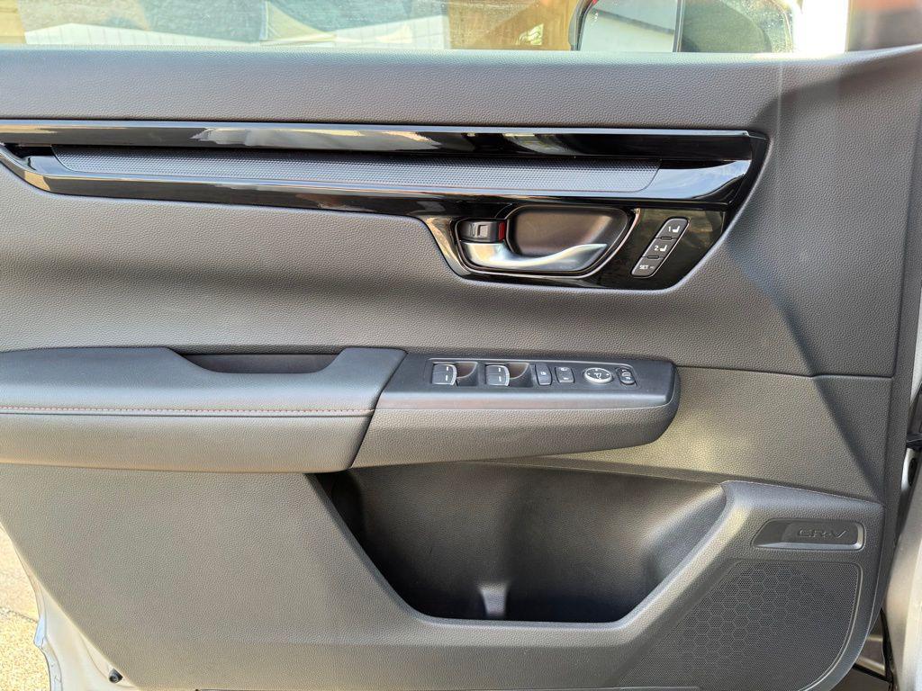 used 2024 Honda CR-V Hybrid car, priced at $34,250