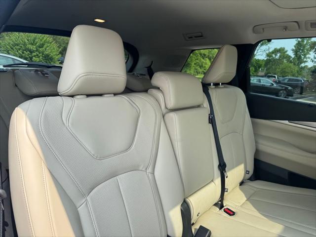 new 2025 INFINITI QX60 car, priced at $60,285