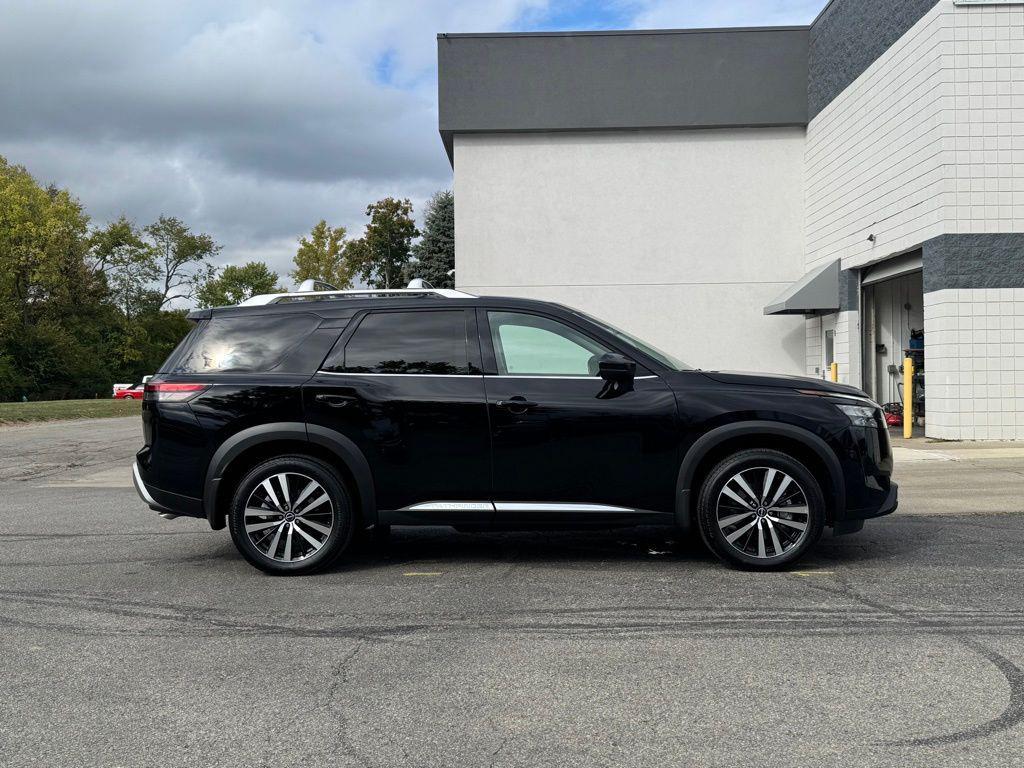 used 2025 Nissan Pathfinder car, priced at $46,300