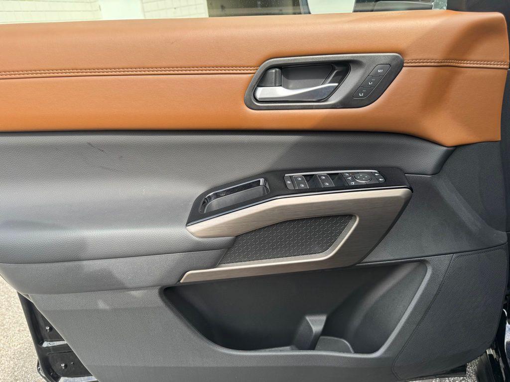 used 2025 Nissan Pathfinder car, priced at $46,300