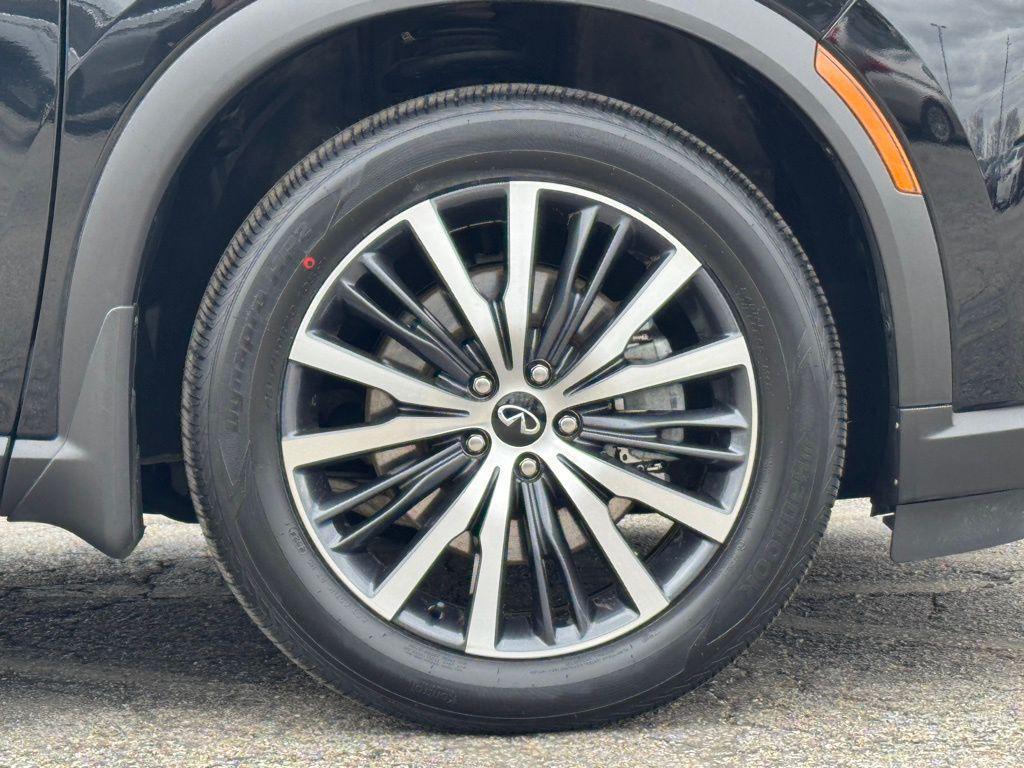 used 2024 INFINITI QX60 car, priced at $55,999