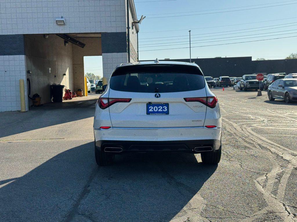 used 2023 Acura MDX car, priced at $32,600