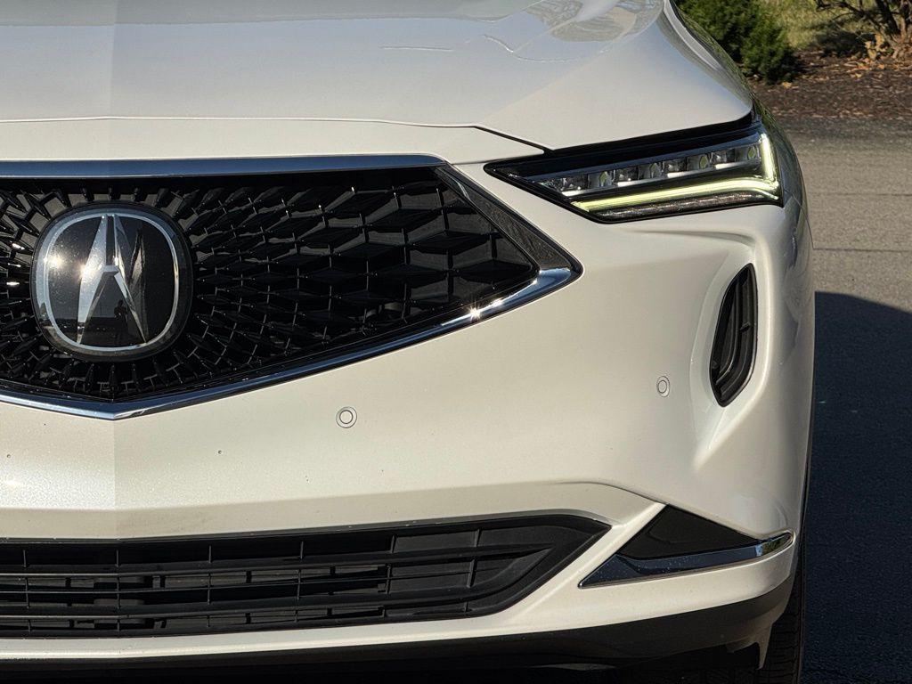 used 2023 Acura MDX car, priced at $32,600