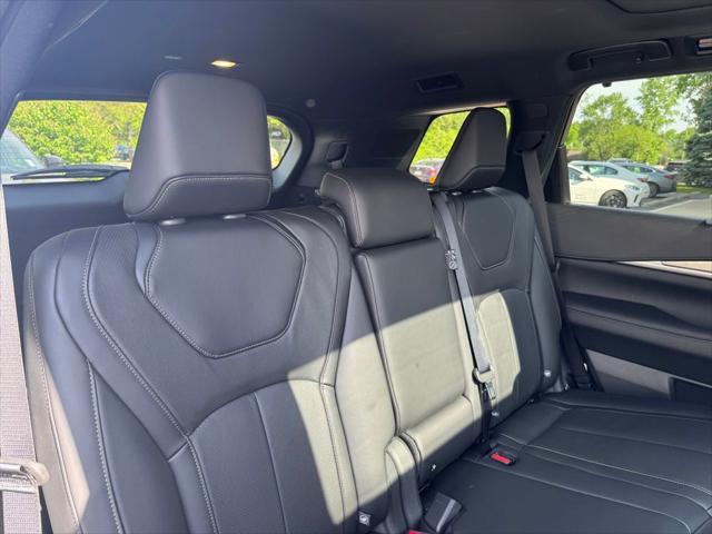new 2025 INFINITI QX60 car, priced at $61,980