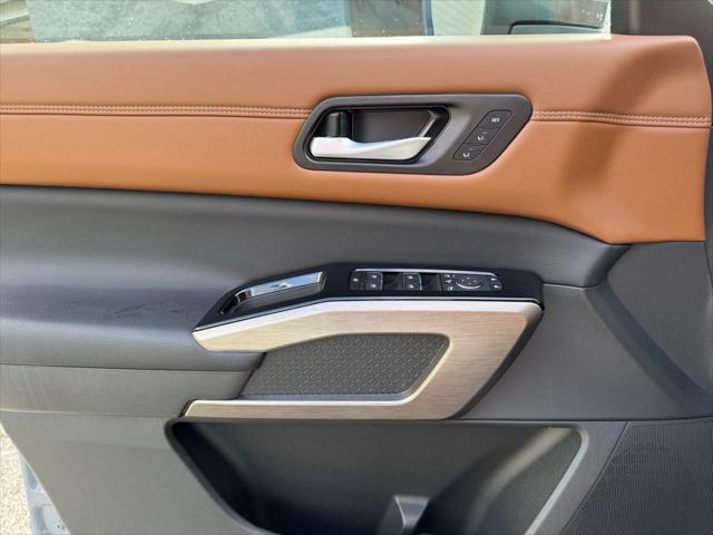 used 2024 Nissan Pathfinder car, priced at $45,999