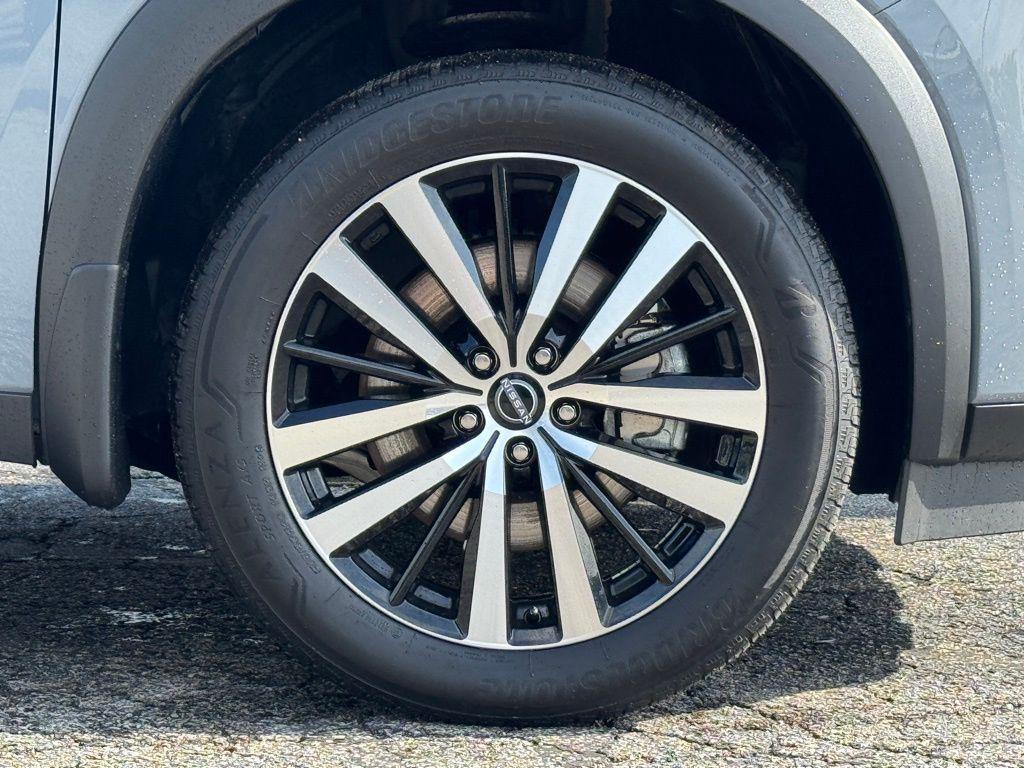 used 2024 Nissan Pathfinder car, priced at $41,999