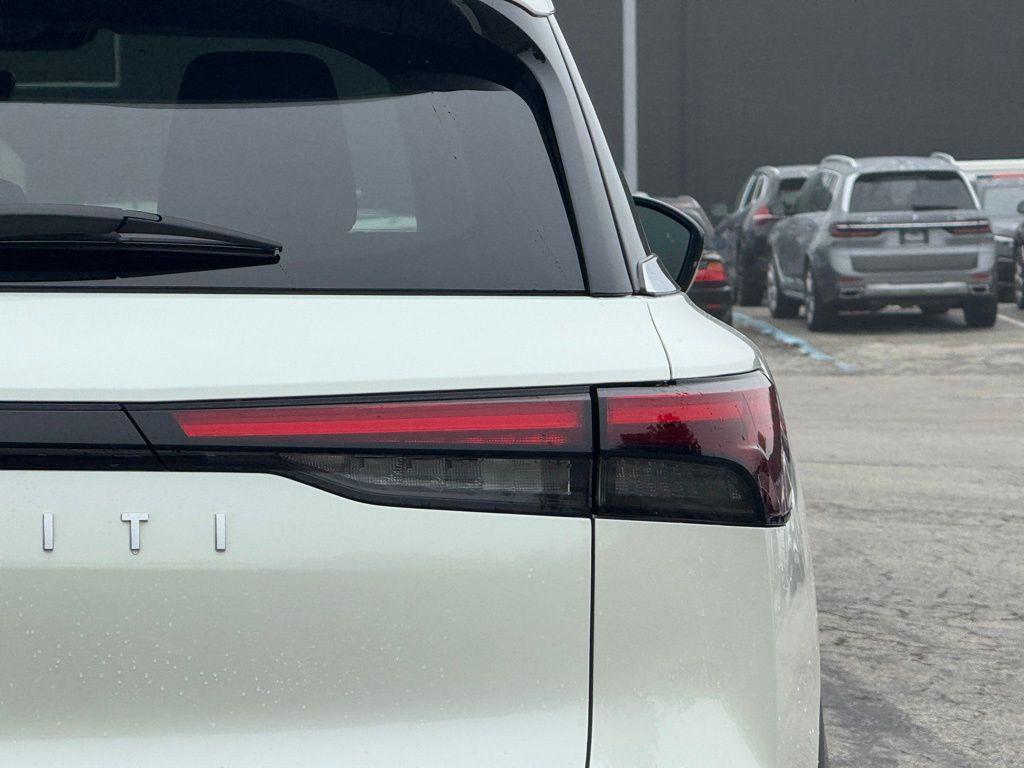 used 2025 INFINITI QX60 car, priced at $49,700