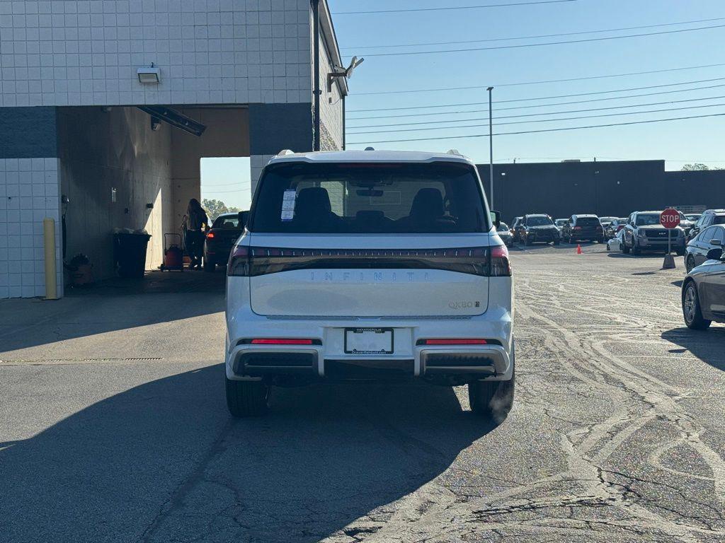 new 2026 INFINITI QX80 car, priced at $102,641