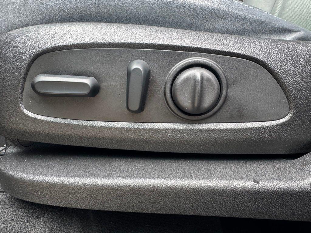 used 2019 Buick Enclave car, priced at $19,300