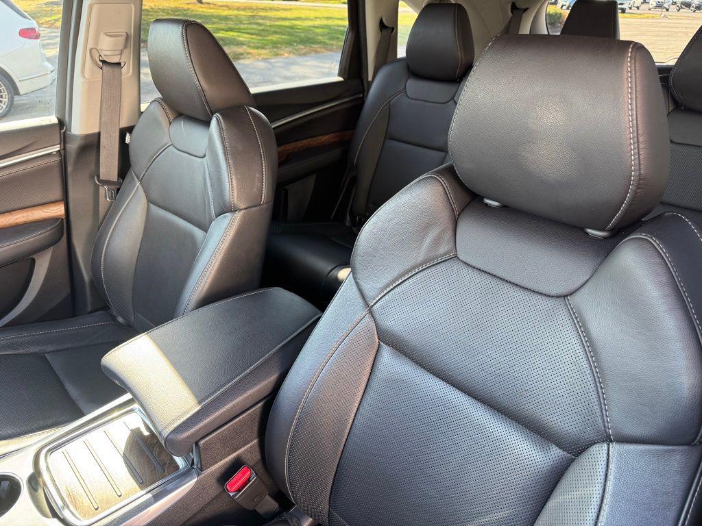 used 2020 Acura MDX car, priced at $26,499