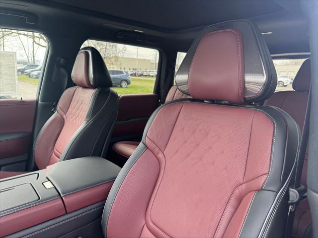 new 2025 INFINITI QX80 car, priced at $109,795