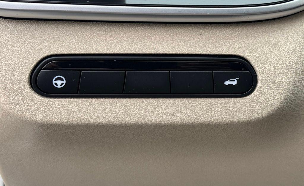 used 2024 INFINITI QX60 car, priced at $47,500