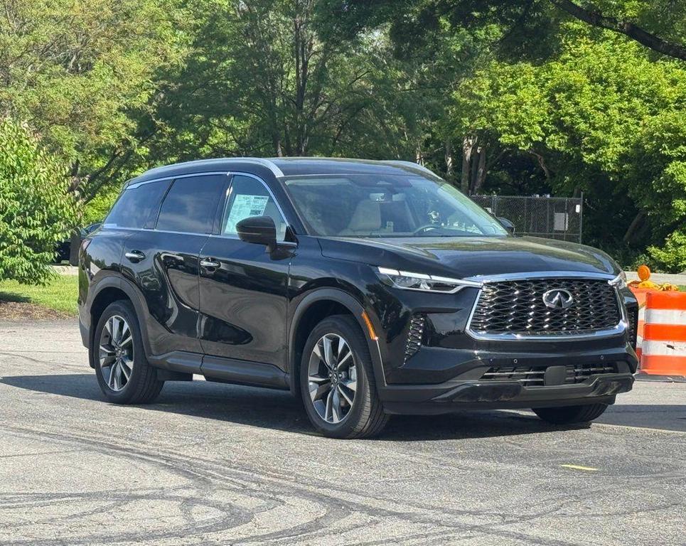 new 2025 INFINITI QX60 car, priced at $59,580