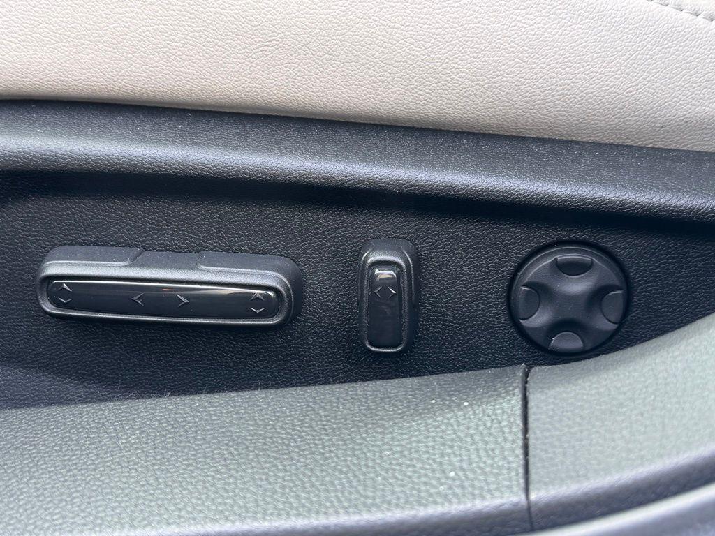 used 2022 Honda Accord Hybrid car, priced at $30,999