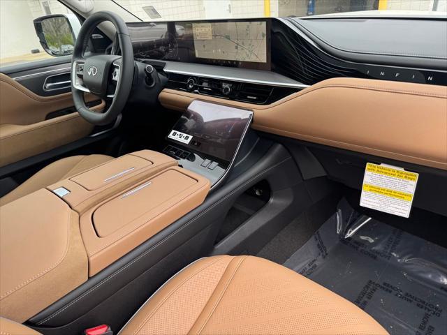 new 2025 INFINITI QX80 car, priced at $91,100