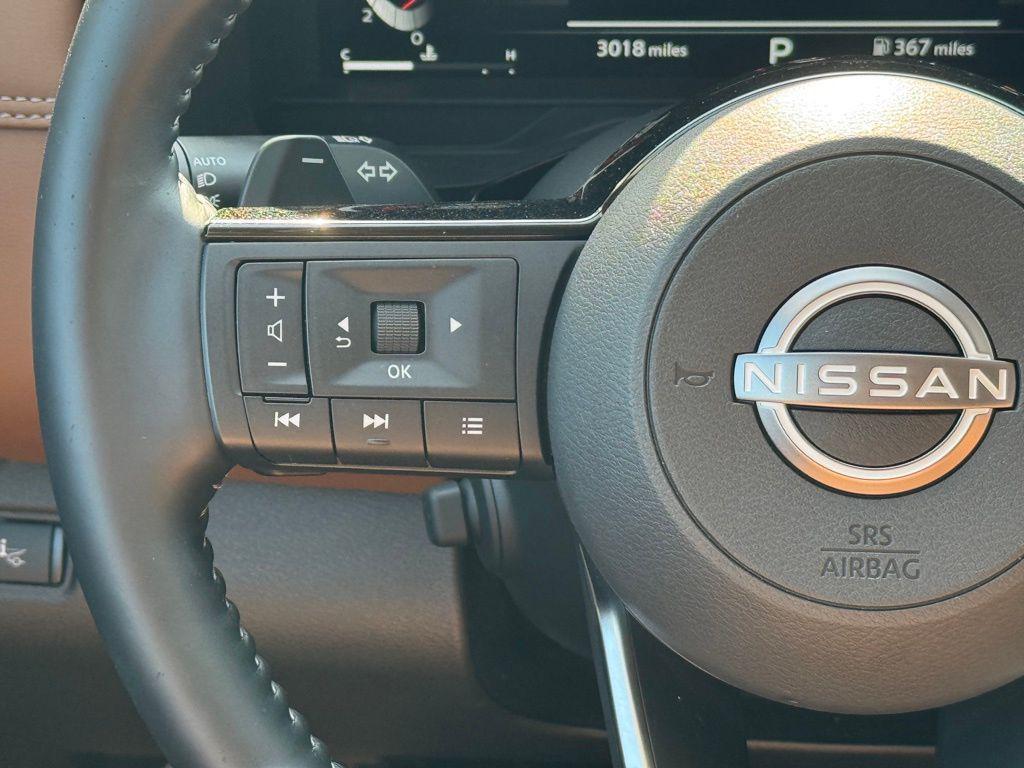 used 2025 Nissan Pathfinder car, priced at $45,600